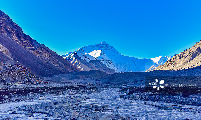 中国西藏珠峰大本营珠穆朗玛峰图片素材