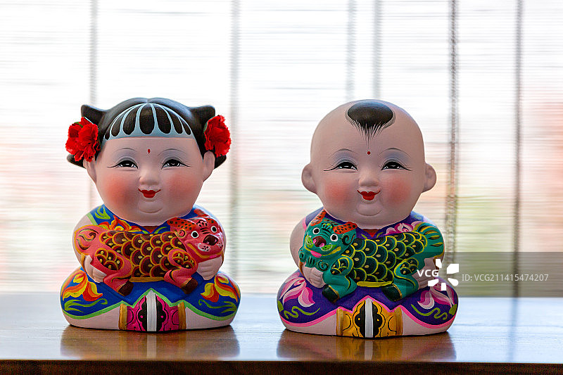 江苏省无锡市惠山古镇手工艺品惠山泥人静物图片素材