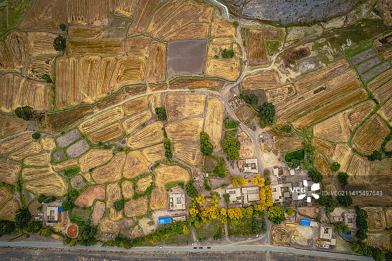 航拍秋季的甘肃酒泉玉门天境昌马图片素材