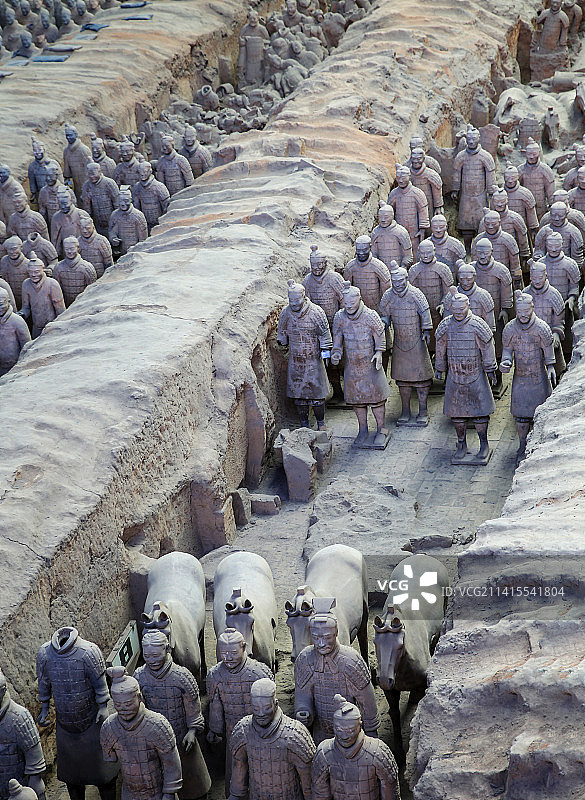 陕西省西安市秦始皇陵兵马俑（秦始皇兵马俑博物馆）一号坑图片素材