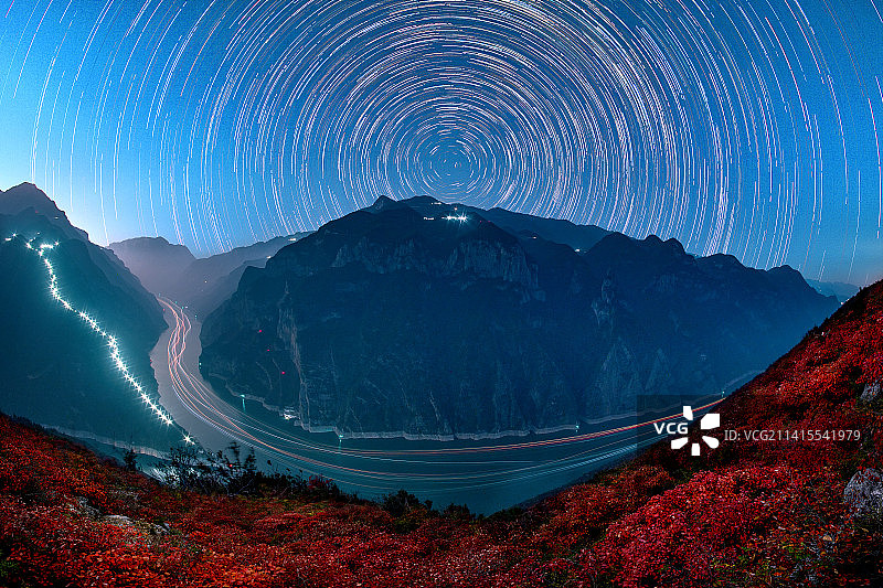 长江三峡自然保护区风光-重庆巫山神女峰图片素材