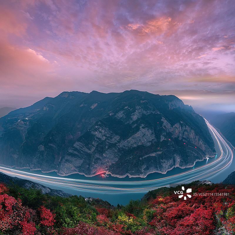 长江三峡自然保护区风光-重庆巫山神女峰图片素材