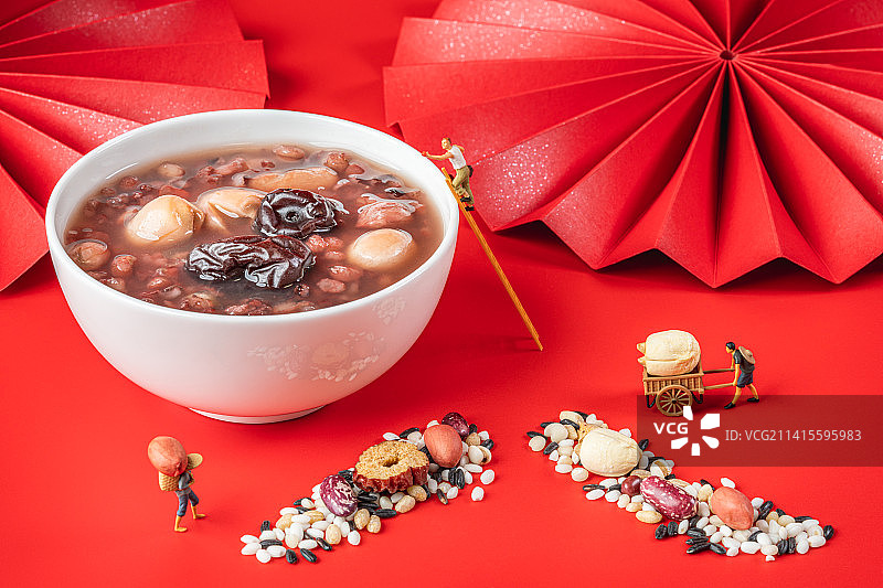 腊八节烹煮腊八粥创意微缩景观图片素材