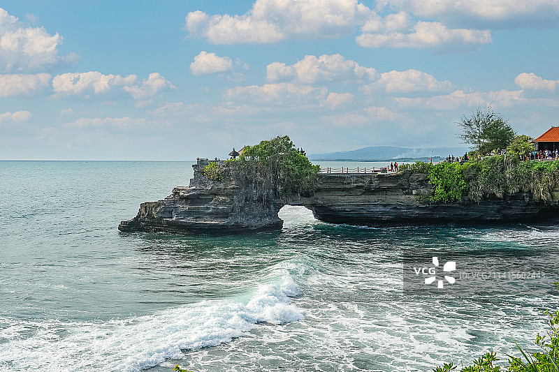 印尼巴厘岛著名景点海神庙风光（Tanah Lot）图片素材