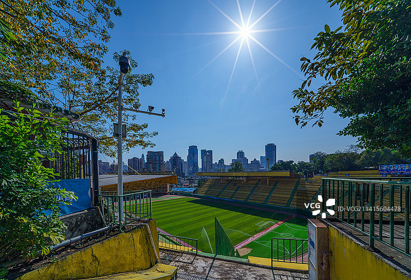 广州越秀公园俯瞰越秀山体育场图片素材