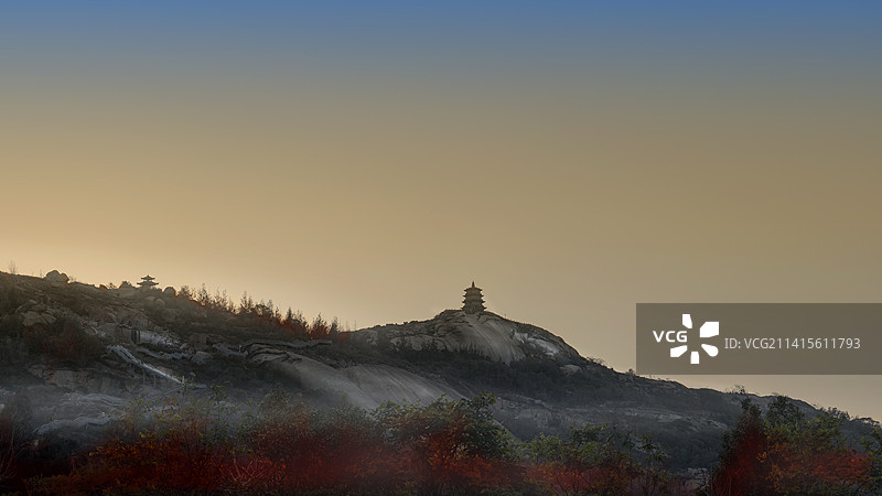 泉州石狮黄昏下的姑嫂塔图片素材