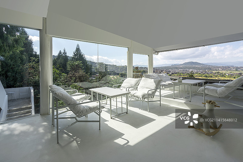 云南客栈民宿露台图片素材