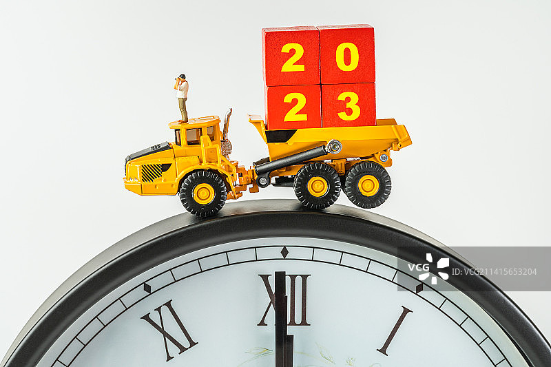 2023跨年零点新年到来创意微缩景观图片素材