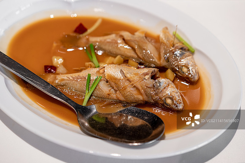 浙江台州临海新荣记家烧白菇鱼图片素材