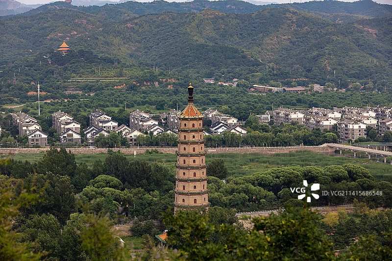 中国河北承德避暑山庄永佑寺舍利塔图片素材