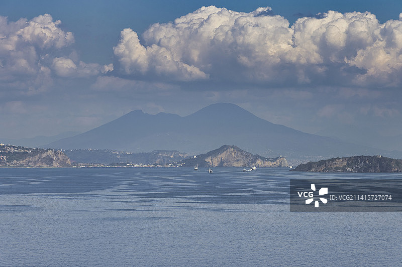 意大利那不勒斯伊斯基亚海山风光图片素材