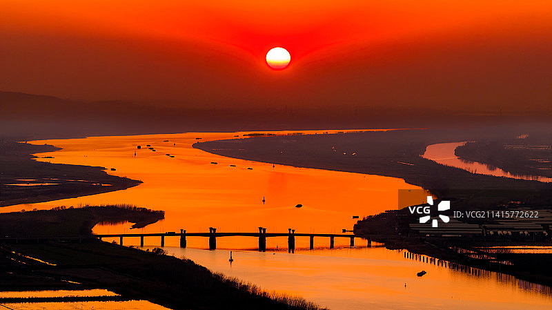 长淮落日圆图片素材