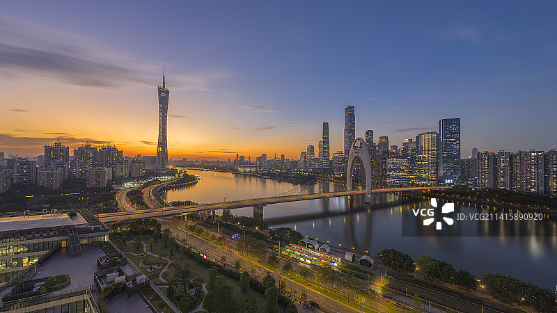 广州城市地标CBD日与夜图片素材
