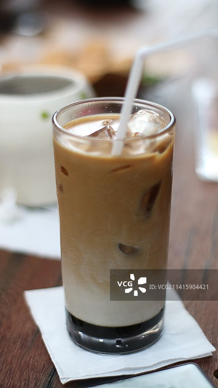 桌子上的冰咖啡特写，印度尼西亚图片素材