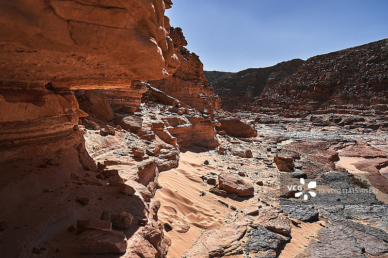 埃及索哈格岩层对天空的景色图片素材