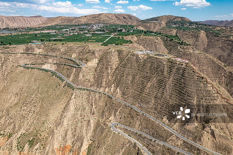 甘肃临夏永靖刘家峡水库黄河洮河交汇处泾渭分明图片素材