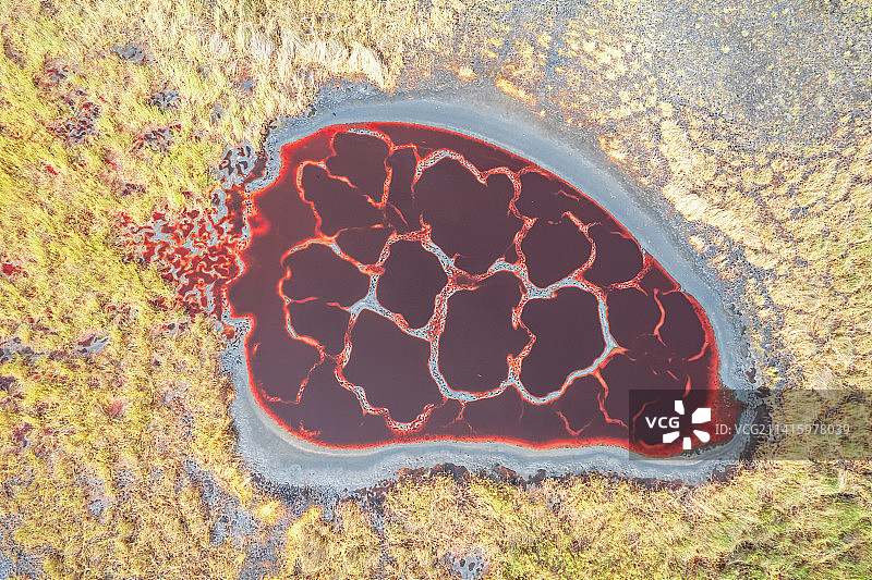 内蒙古阿拉善腾格里沙漠红海子乌兰湖图片素材