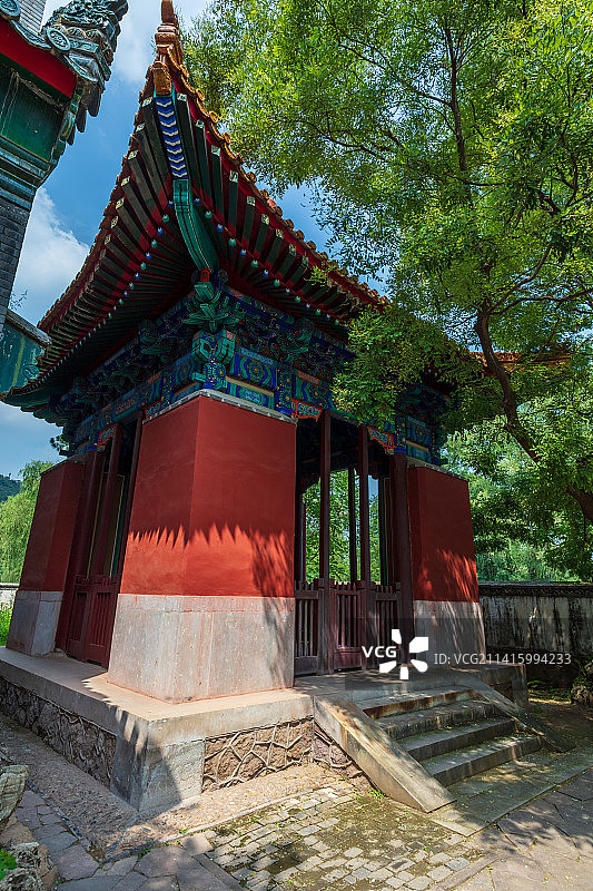 中国河北承德避暑山庄文津阁碑亭图片素材