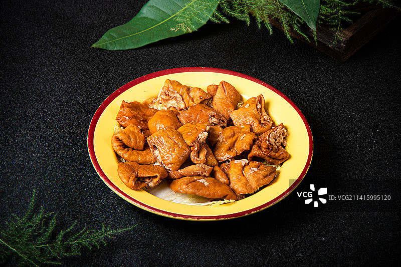 火锅菜品卤肥肠图片素材