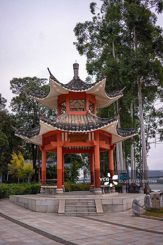 江边凉亭图片素材