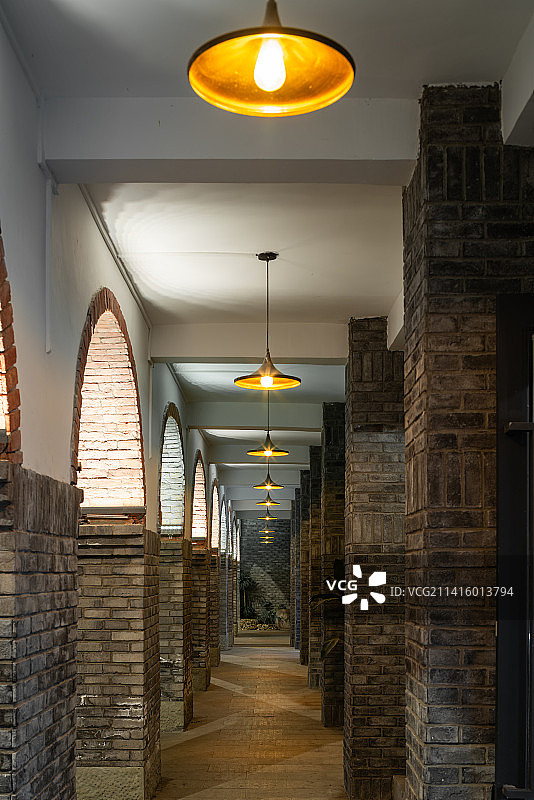 重庆市中山四路建筑外立面图片素材