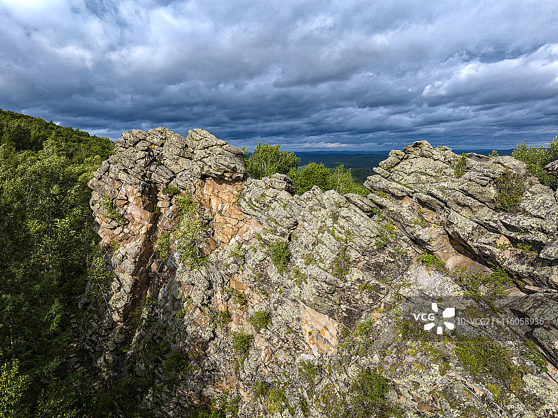 加格达奇天门山图片素材