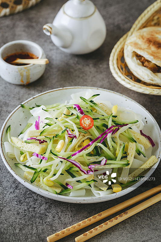 #12月打卡挑战# 凉皮图片素材