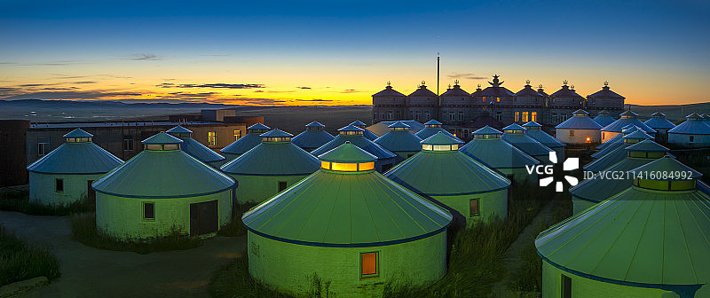 呼伦贝尔草原-金帐汗蒙古部落图片素材