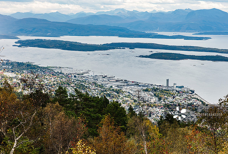 俯瞰挪威玫瑰之城莫尔德molde图片素材