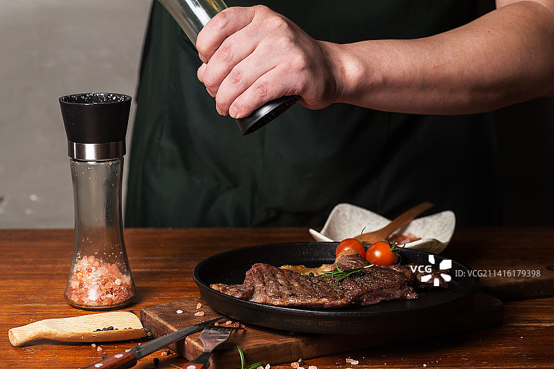 吃牛排图片素材