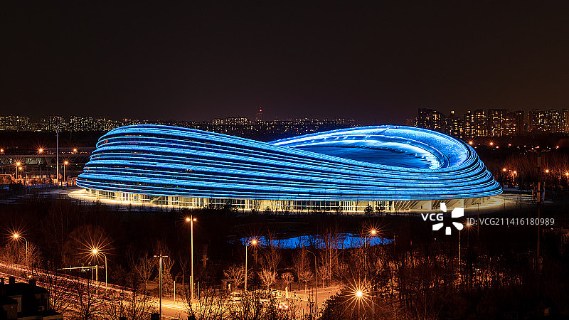 国家速滑馆（冰丝带）灯光秀图片素材