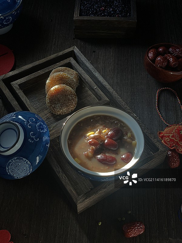光影下的美食~八宝粥图片素材