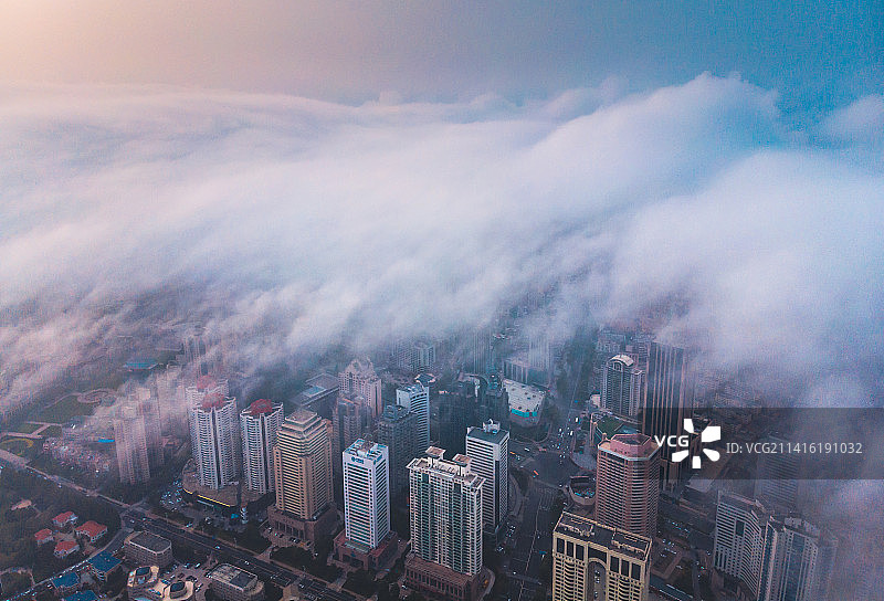 青岛航拍平流雾图片素材