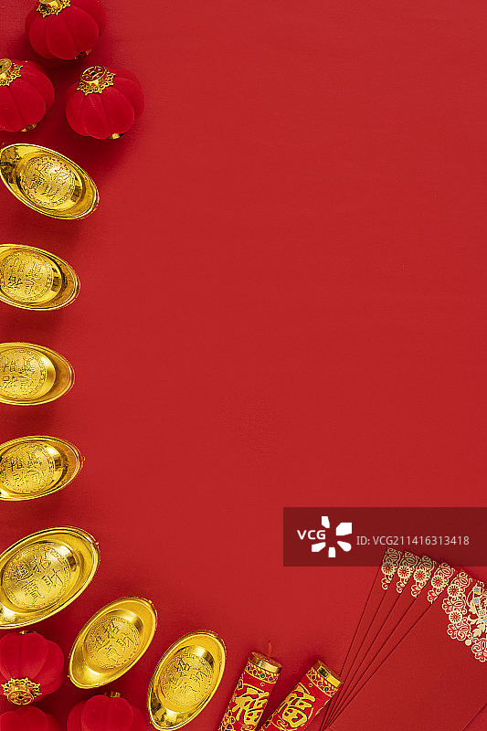 金元宝红色背景新春创意图片素材