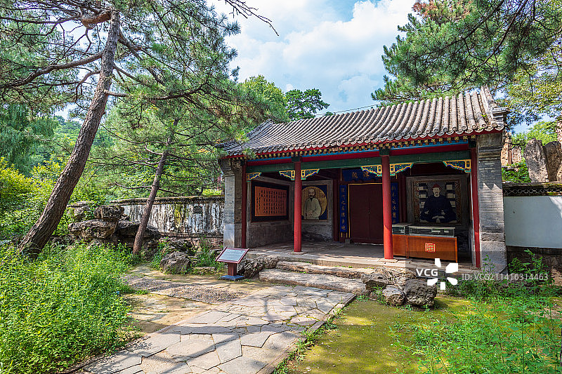 中国河北承德避暑山庄文津阁图片素材