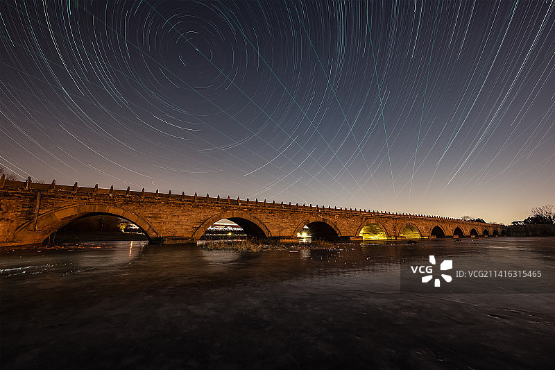 卢沟桥星轨图片素材