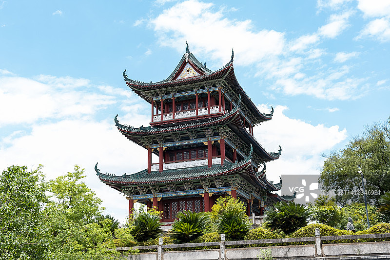 晴天赣州八境台风光图片素材