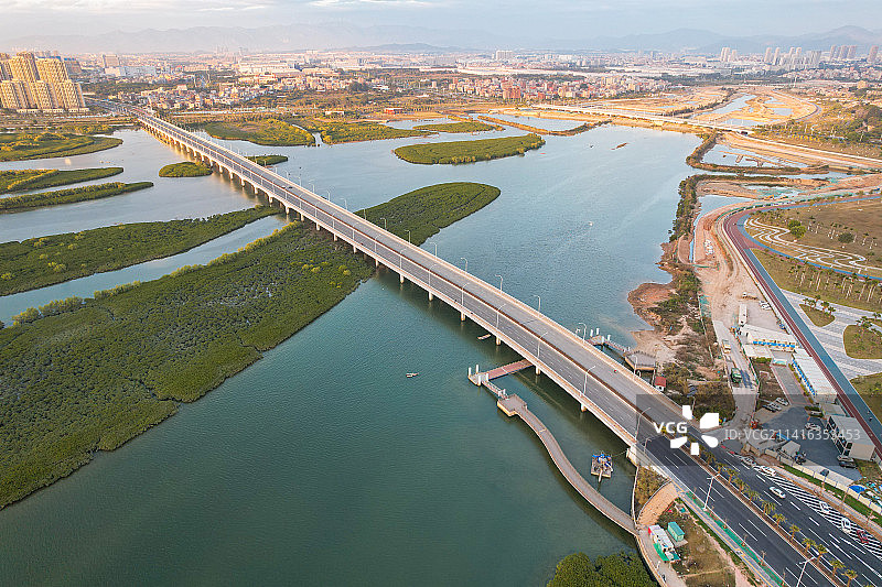 厦门航拍下潭尾湿地公园图片素材