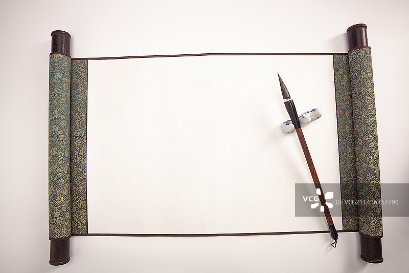 空白卷轴和毛笔图片素材