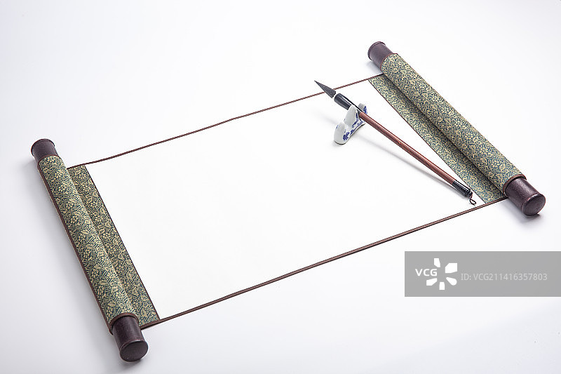 空白卷轴和毛笔图片素材