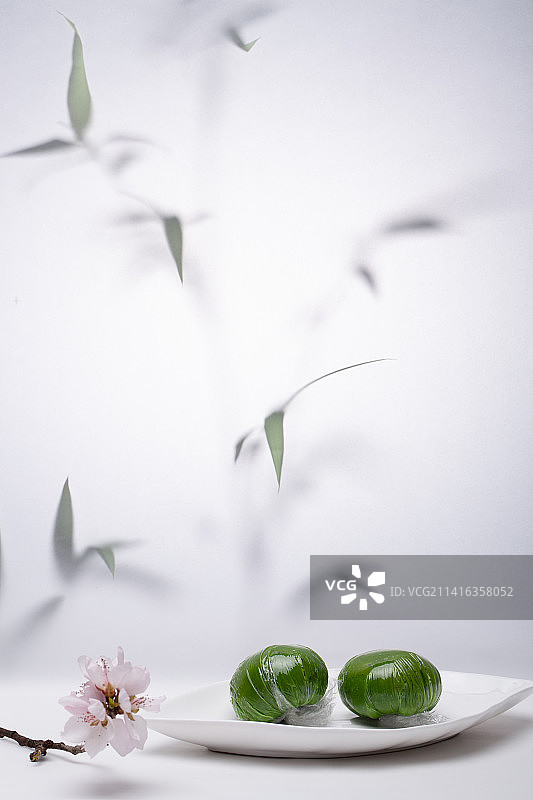 清明节美食青团桃花图片素材