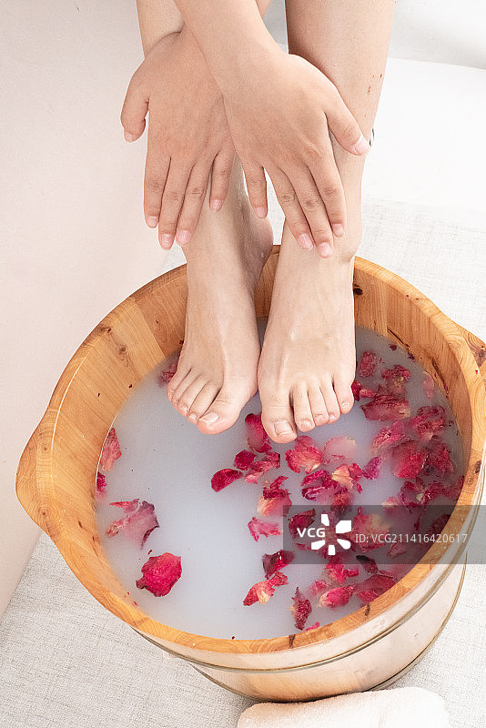 养生保健泡脚图片素材