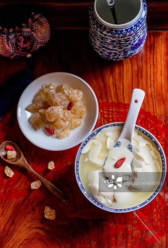 中国传统小吃豆腐脑（Sweet Tofu pudding of Chinese dessert)图片素材