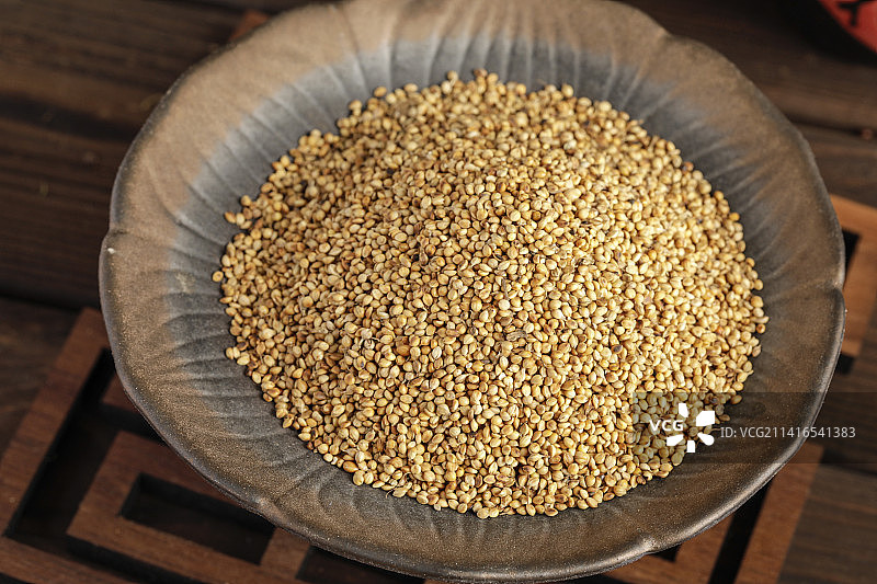 中华传统药材炒谷芽图片素材