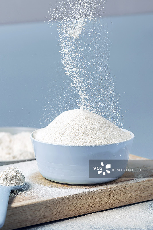 食材拍摄 面粉洒落图片素材