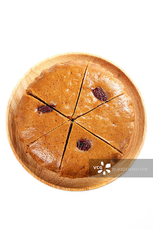 白底上的红糖红枣发糕图片素材