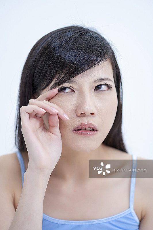 美女眼睛痛图片素材