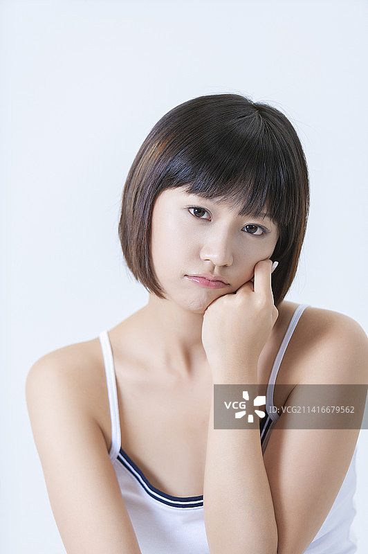 美女不开心图片素材