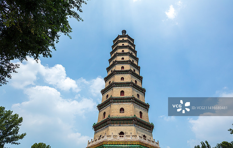 中国河北承德避暑山庄永佑寺舍利塔图片素材
