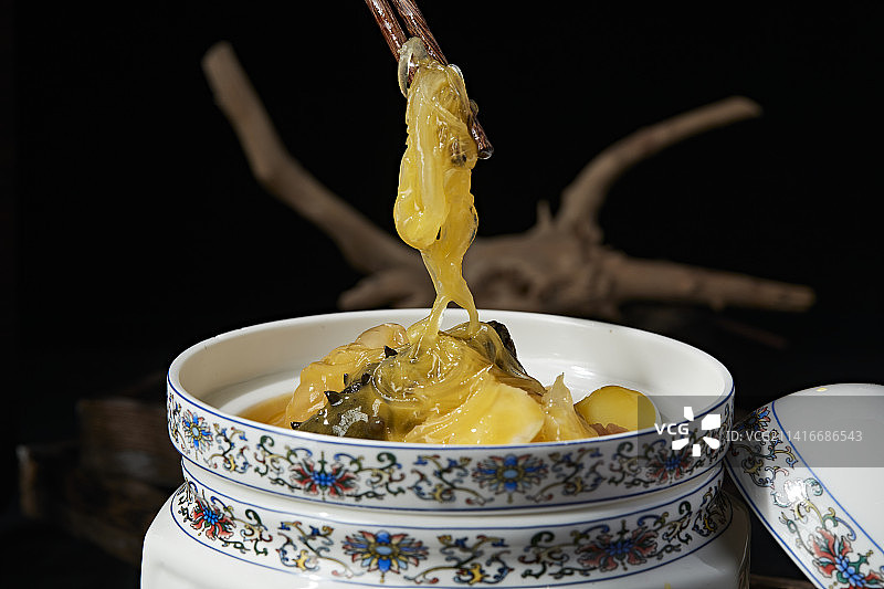 浓汤海鲜佛跳墙图片素材